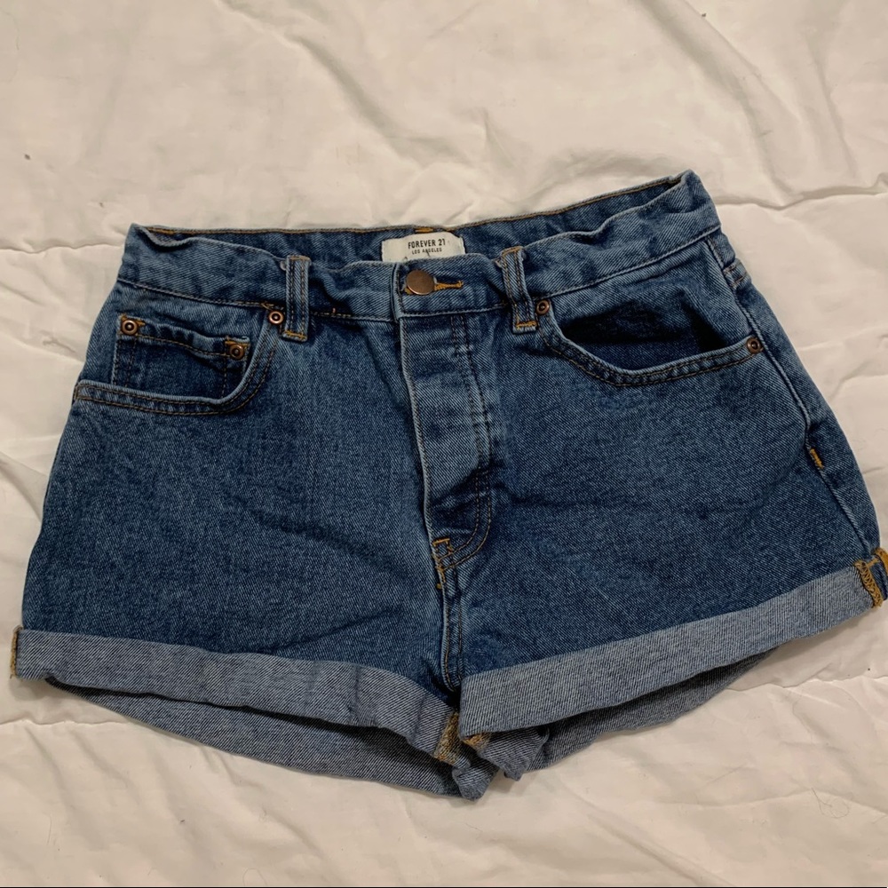 Forever 21 women’s denim shorts